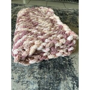Hand Knitted Jumbo / Chunky Yarn- 22" W‎ X 37 L Baby Blanket / Throw. Comfy Warm